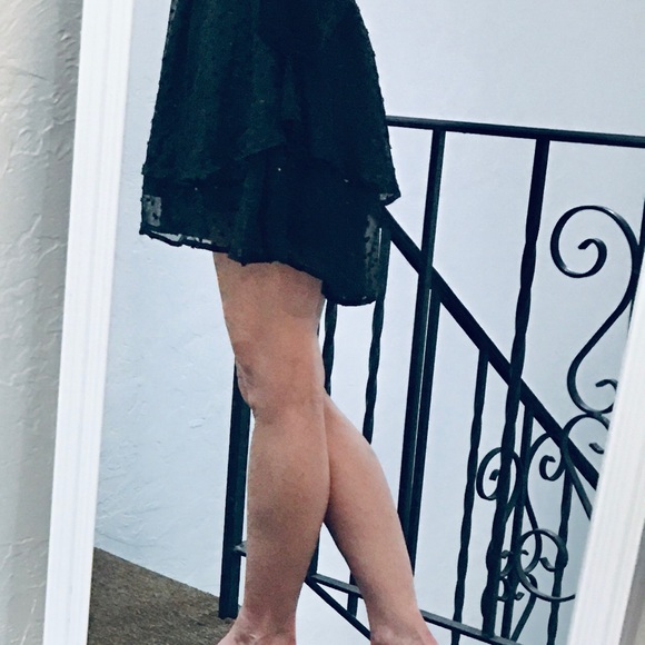 🖤Black Swiss dot long sleeve romper that looks like a minidress- S - Picture 6 of 7